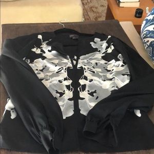 NWOT Bibhu Mohapatra Black/white/silver shirt
